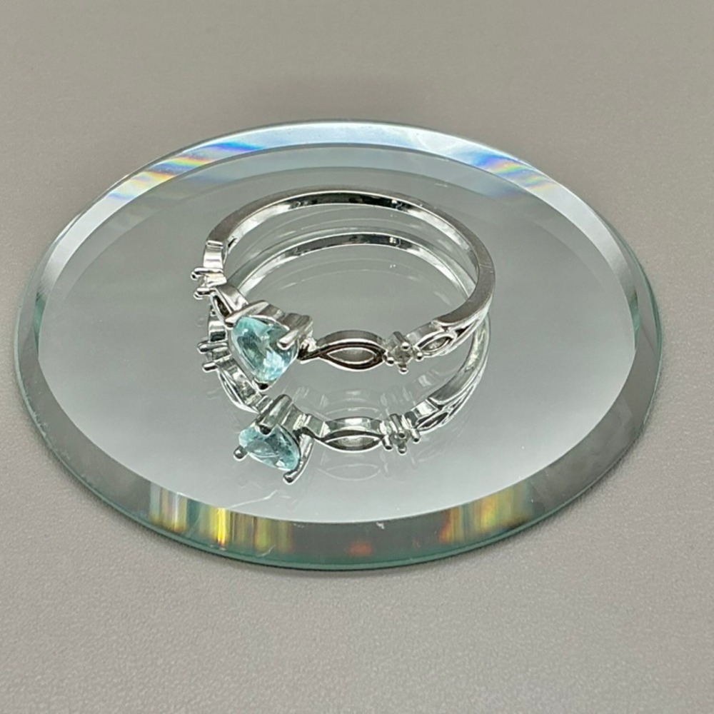 Ring Womens Silver Tone Heart Light Blue Stone Infinity Band Size 10 Jewelry